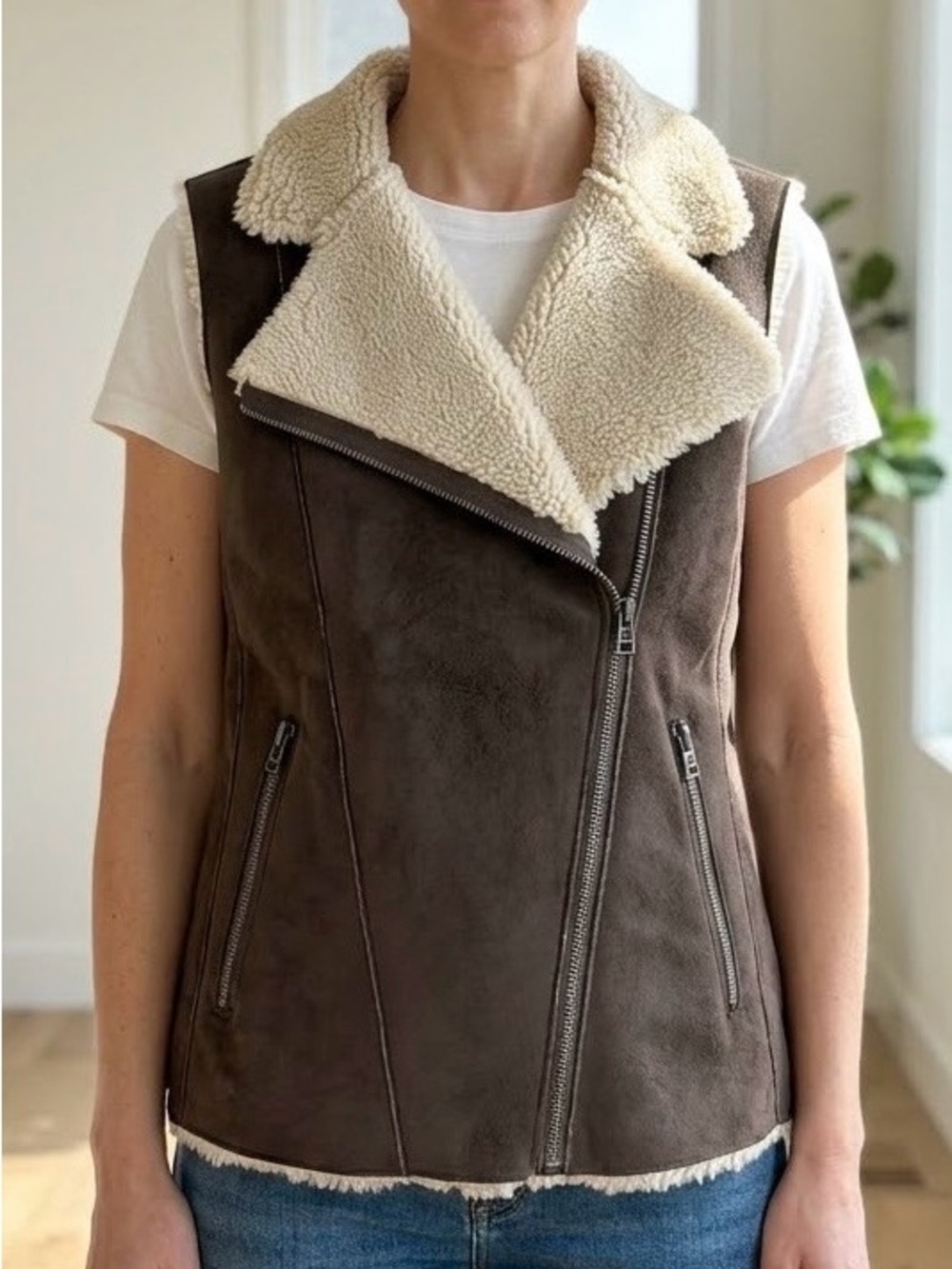 Velvet by Graham & Spencer Brown Faux Suede Sherpa Moto Vest Sz S Asymmetric Zip